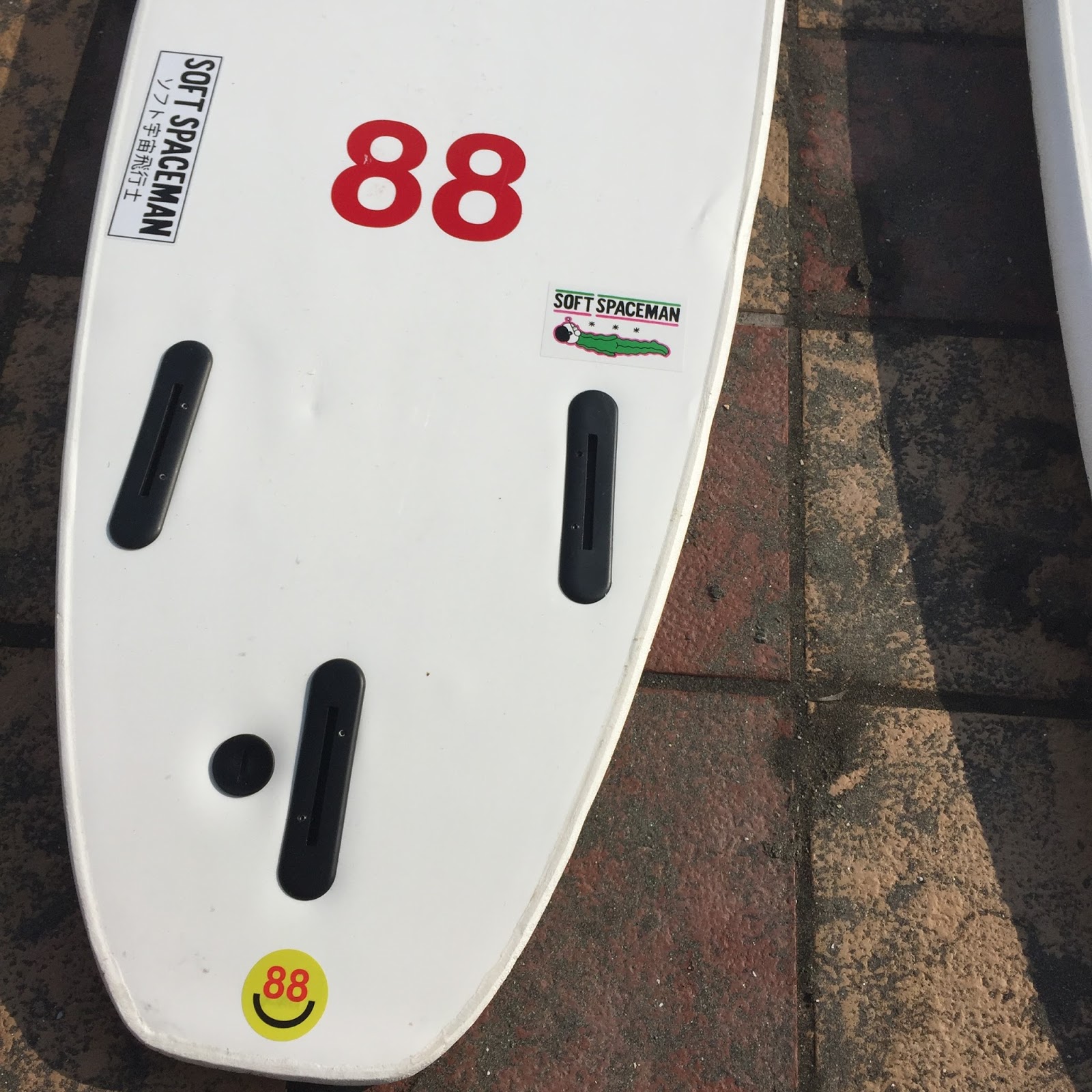 NEW!!】88Surfboard のご紹介